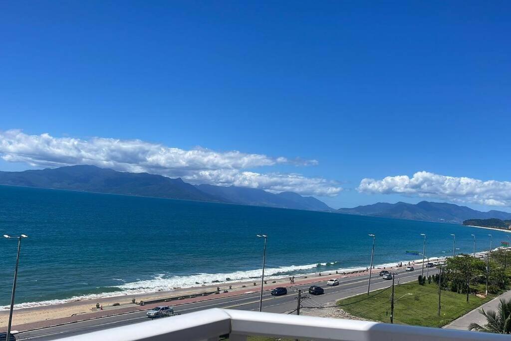 Apartamento Beira Mar - Praia Massaguacu كاراغواتاتوبا المظهر الخارجي الصورة